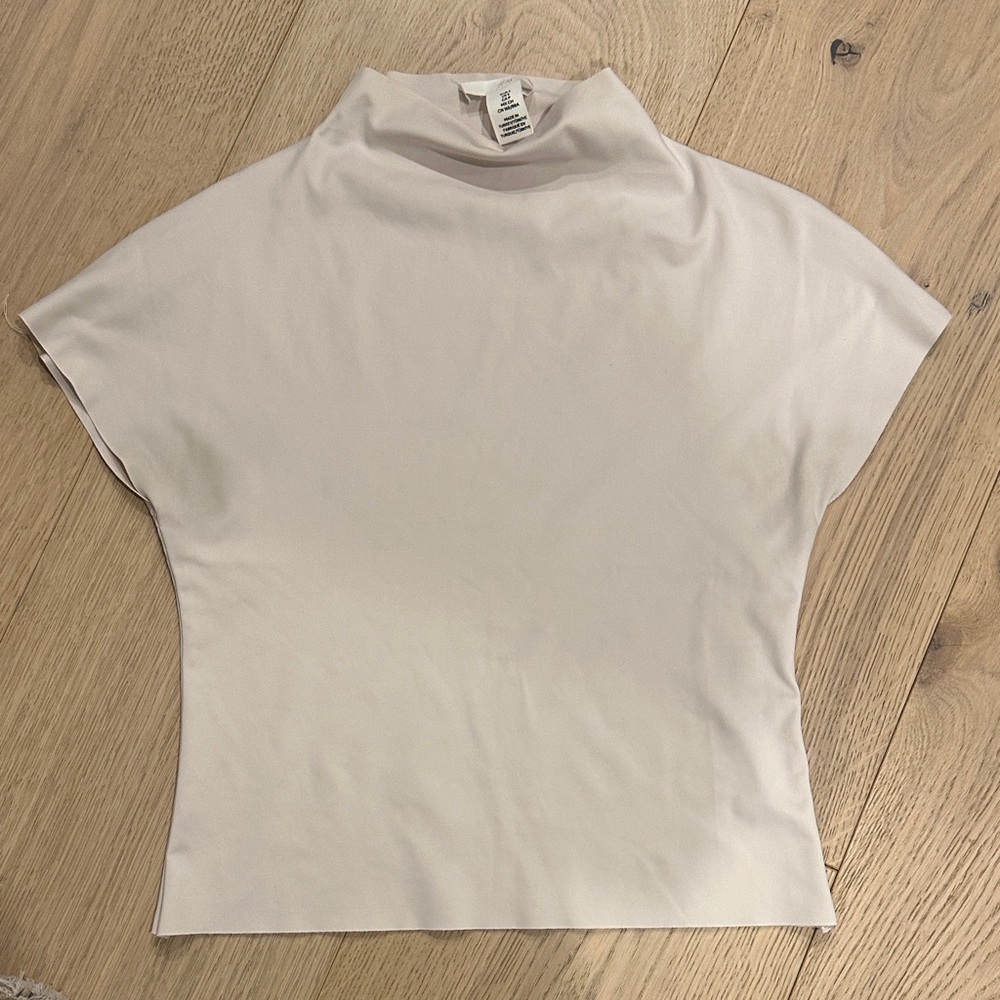 H&M Light Cream Mock Neck Short Sleeve Top